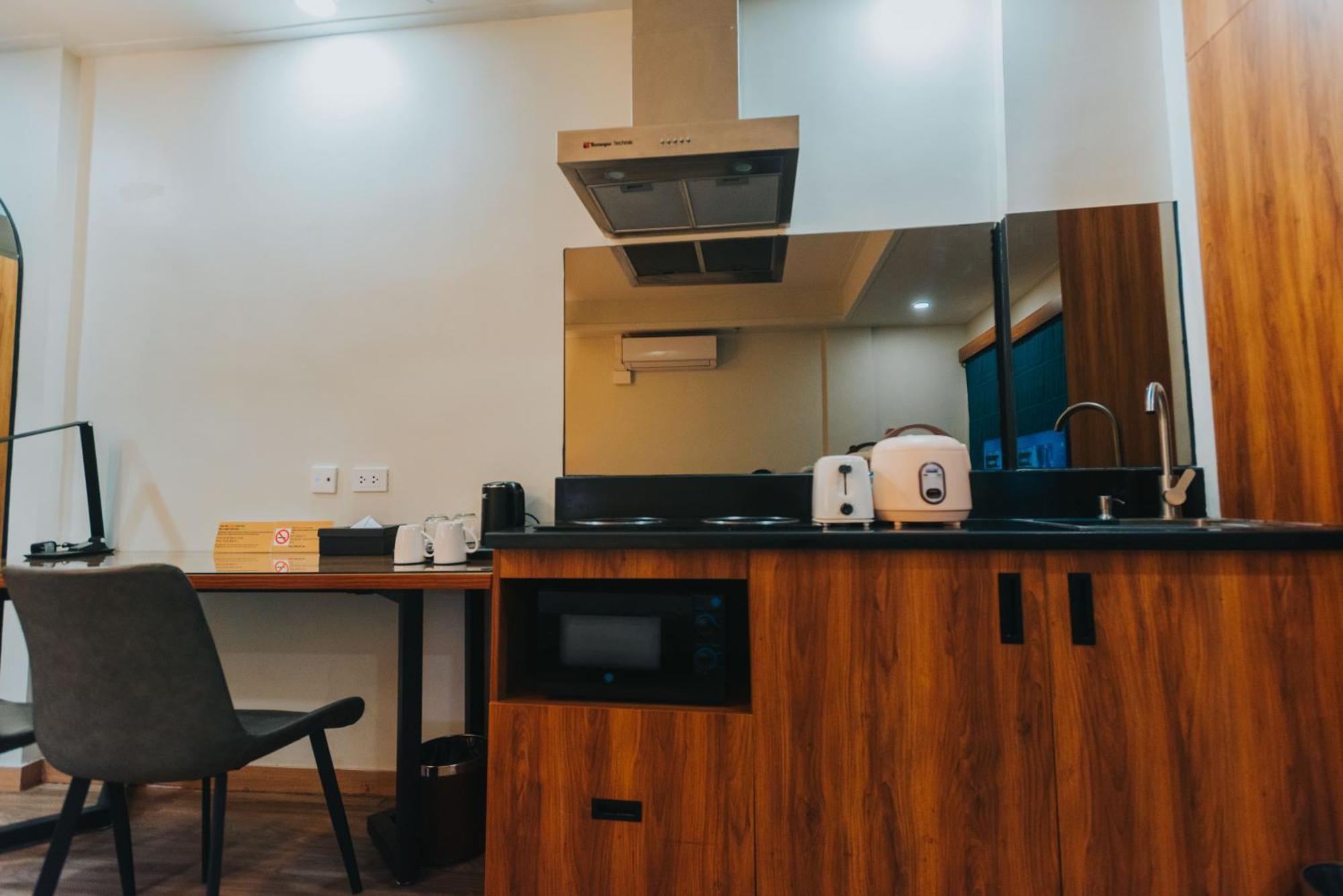 Surestay Studio By Best Western Clarkview Angeles City Экстерьер фото