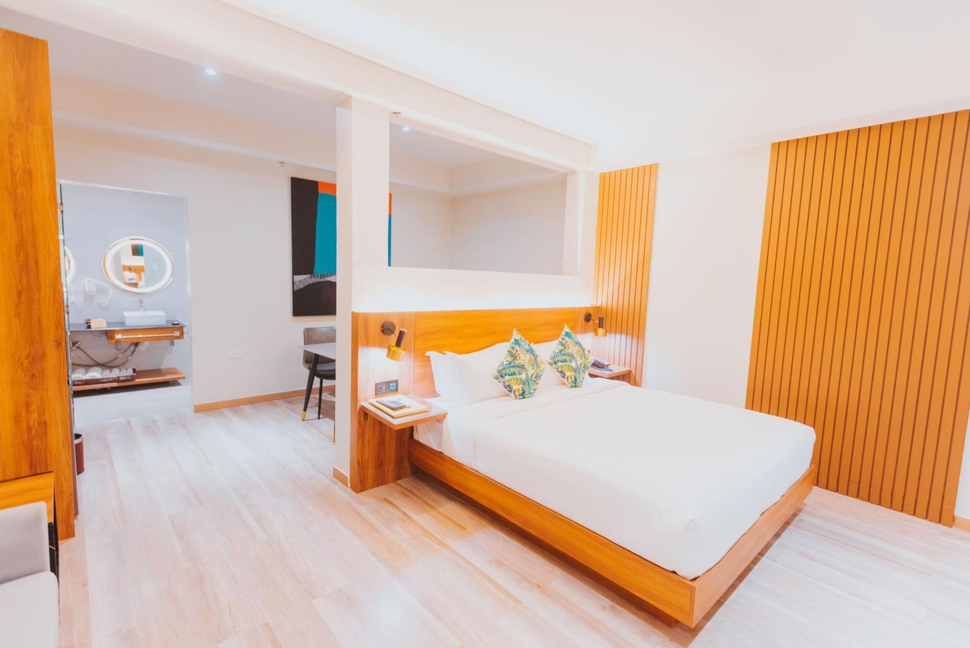 Surestay Studio By Best Western Clarkview Angeles City Экстерьер фото